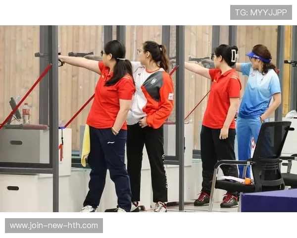 射击女子组风中稳到像AI操控 射击女子组风中稳到像AI操控