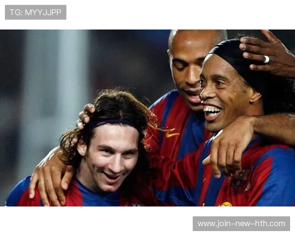 梅西与三位传奇合照震撼全网一瞬间刷新足球历史记忆