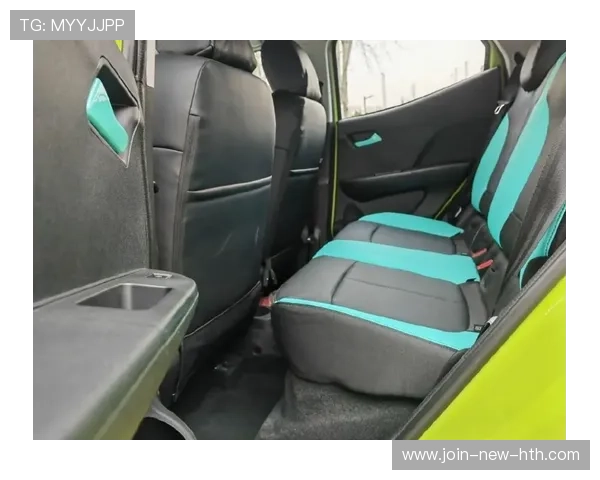 LeBlanc穿梭切后排，来回拉扯把人玩麻