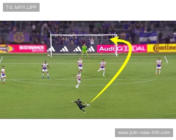 王大雷扑出克雷桑近距离重炮轰门